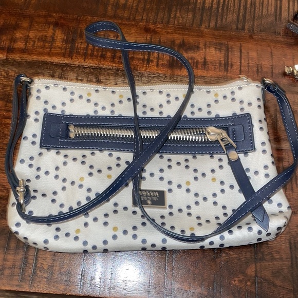Fossil Cross Body - Picture 6 of 6
